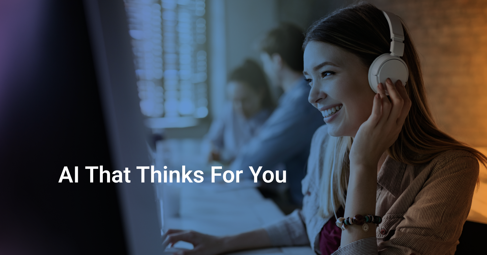 What's Agentic AI and How Is It Transforming Customer Service?
